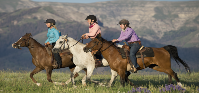 Bitterroot Ranch wyoming ranch holiday for experienced horse riders