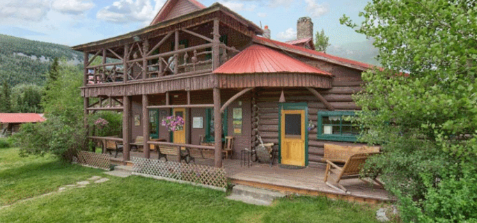 Sweetgrass main new lodge Montana USA Ranch holiday